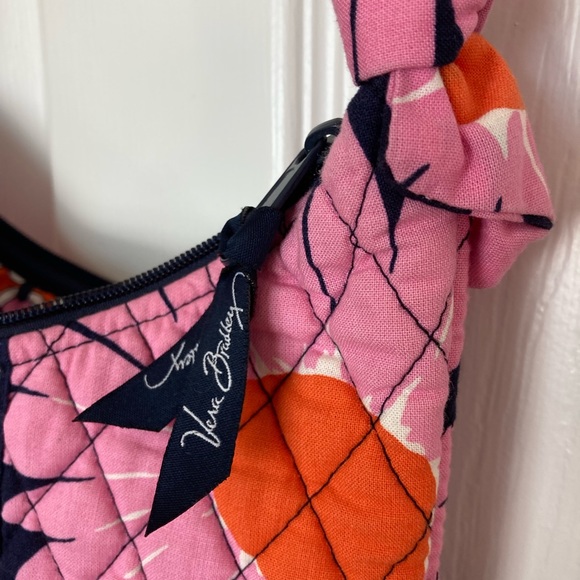 Vera Bradley Olivia Hobo "Loves me.." - Picture 4 of 4